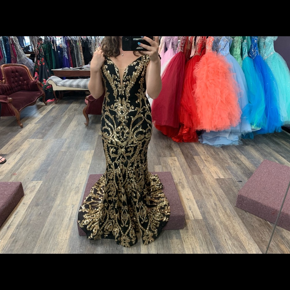 JOVANI prom dress